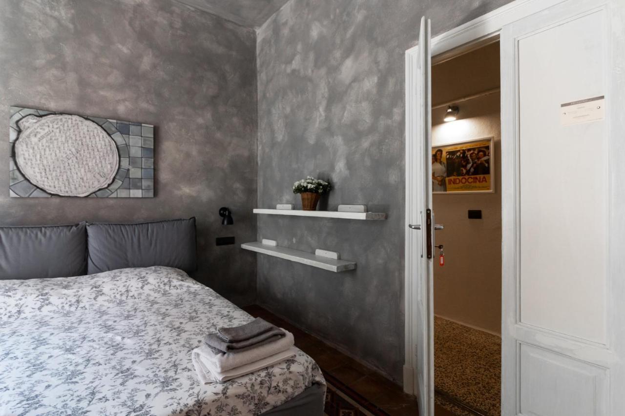 La Locanda Del Teatro Milan Bagian luar foto
